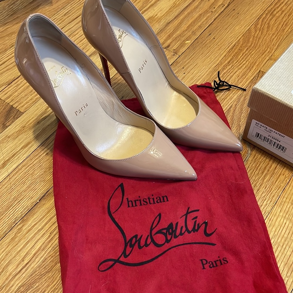 So Kate Nude Heels